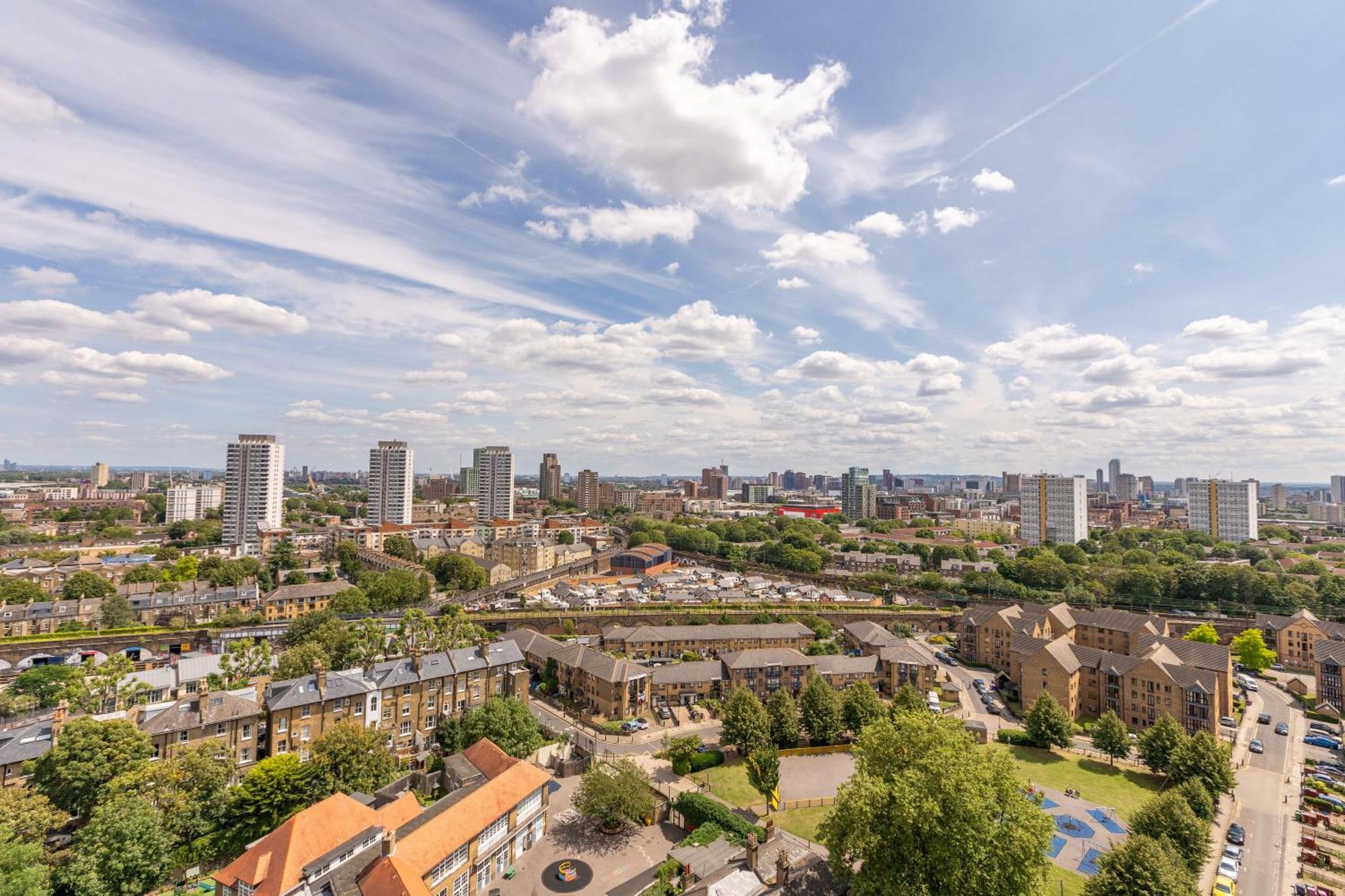 City View Apartments - Bow London Eksteriør billede